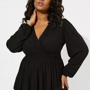 Torrid Black V-Neck Long Sleeve Top